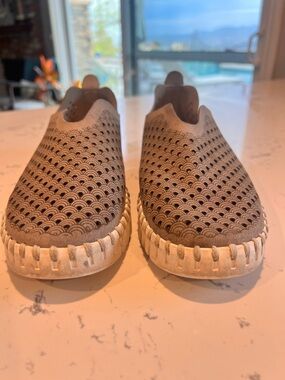 Ilse Jacobsen Hornbak Slip On Shoes Gray Size 8
